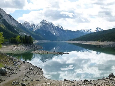 Madicine Lake (Jasper NP)